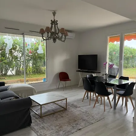 Beautiful 3 Bedroom With Garden *