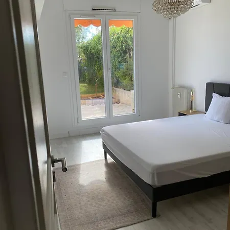 Beautiful 3 Bedroom With Garden Nizza